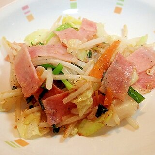 生姜香る　ベーコンとミックス野菜の炒めもの